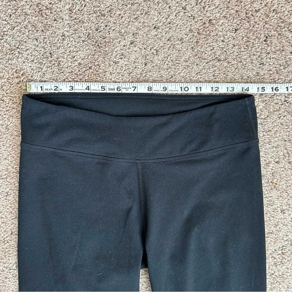 Fabletics Black Mid-Rise Leggings Athletic Workout Yoga Pants Size M